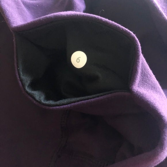 Lululemon purple cropped leggings - Picture 2 of 3